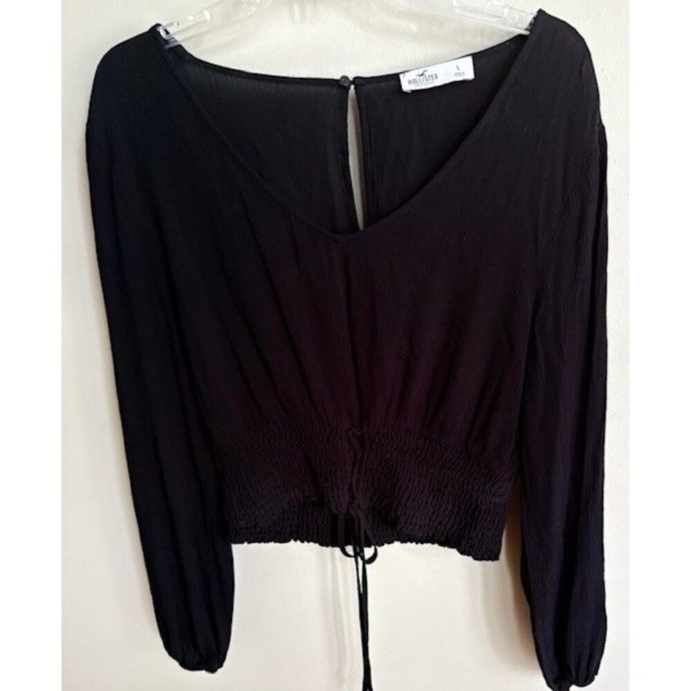 Hollister‎ Black Crop Top Women's Large Long Sleeve Smocked Waist Lace Up Blouse